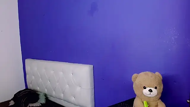 Angel_foxc13 webcam