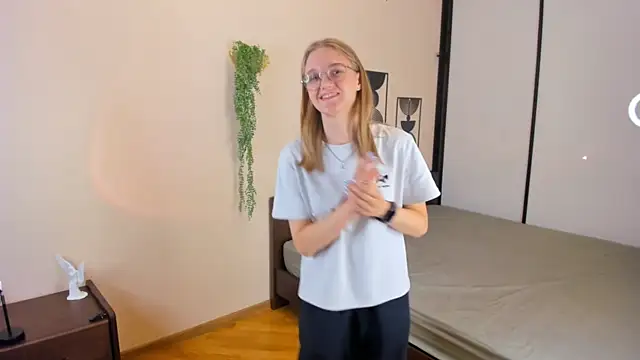 FemMantis webcam