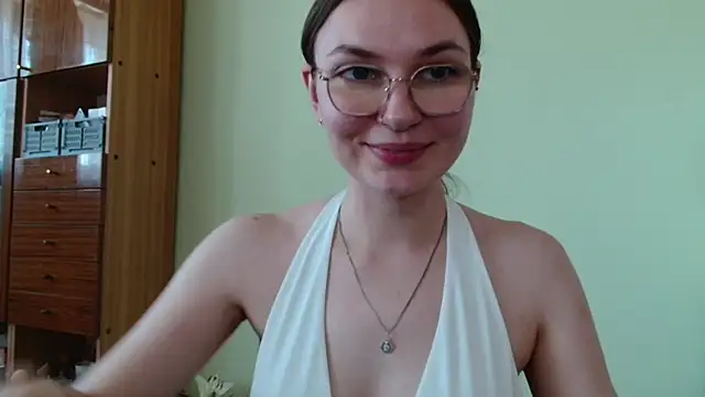 LooveELLYx webcam