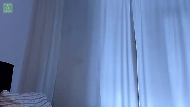 erika_hoiree webcam