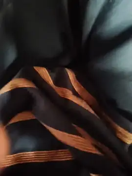 Auntyislove webcam