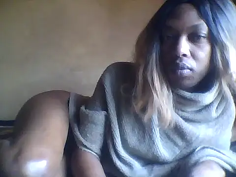 Blackhornybitc webcam