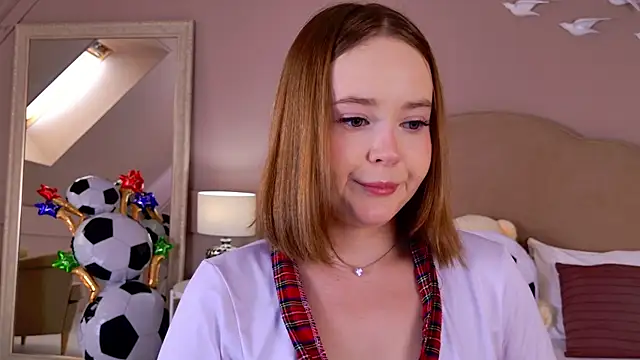 ElaraVance webcam