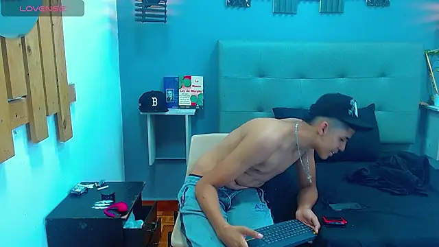 lukaz_caballero (M twink) - white party night ⛄⛄⛄