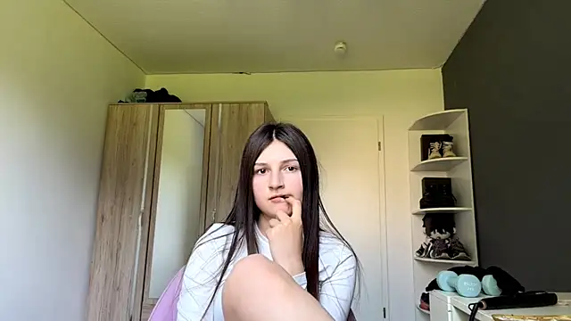 SpanishRooter webcam