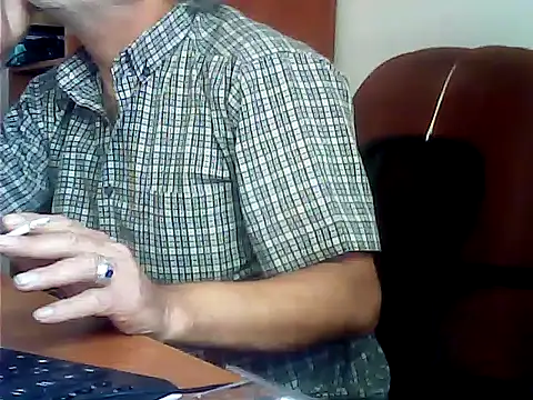 zormen355 live cam on StripChat