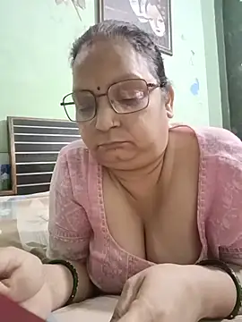 Kavya_kapoor webcam