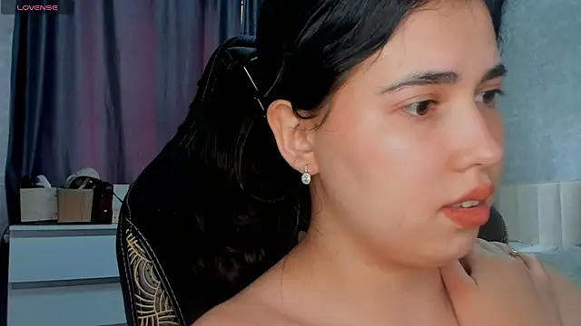 Diara_1an webcam