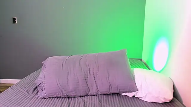 AlexiiaBrown webcam