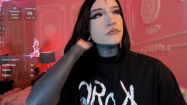 Kat_VonDe webcam