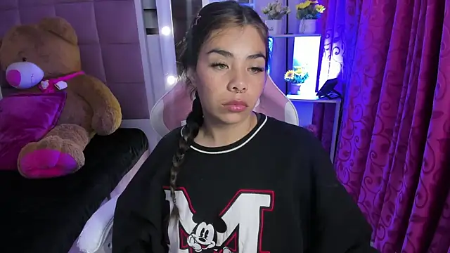 liany_taylor webcam