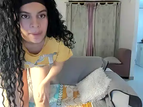 Michellblue webcam