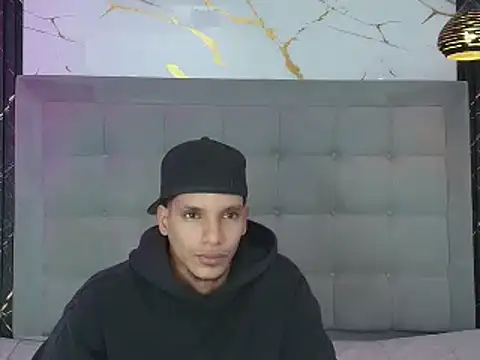 kai_storm77 webcam