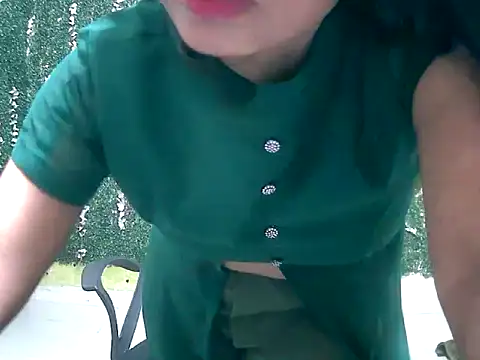 Ruhi_Hotty webcam