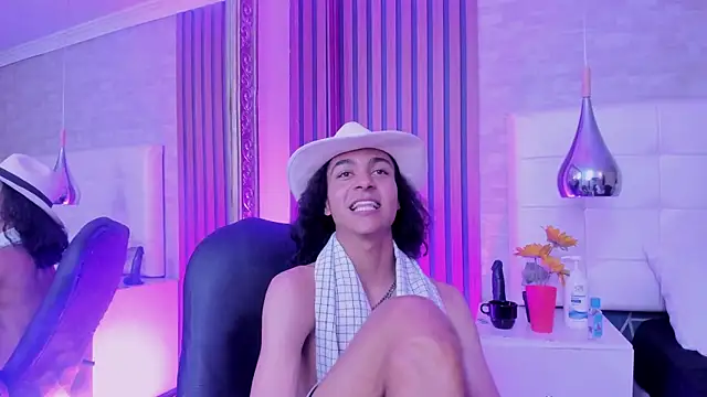 KyleeSmiith webcam