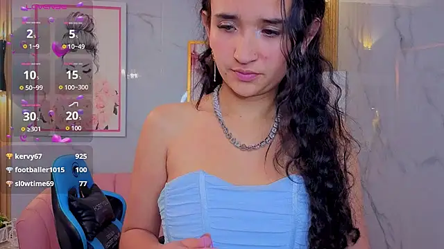 bella_vibess_s webcam