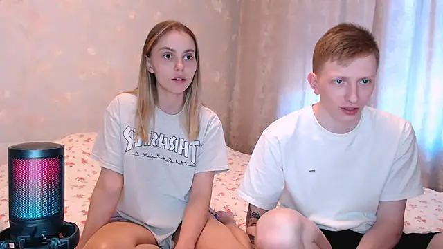 juliaanddima webcam