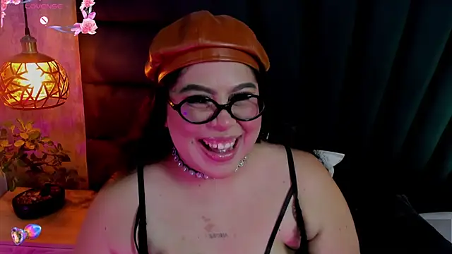 Mia_Carters webcam