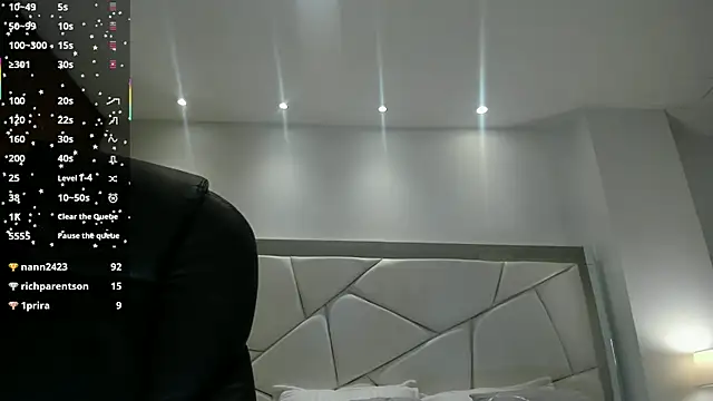 Natasha_Kiim_ webcam