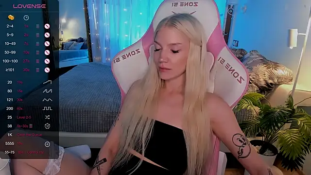 AnyaTaylor_
