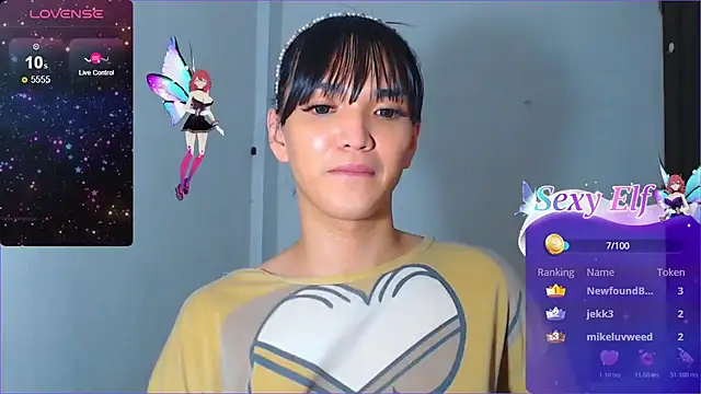 WONDERWOMAN2023 live cam on StripChat