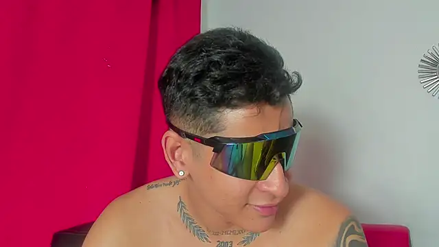 extreme_hot_crazy webcam