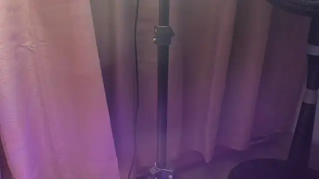hellzel_moon webcam