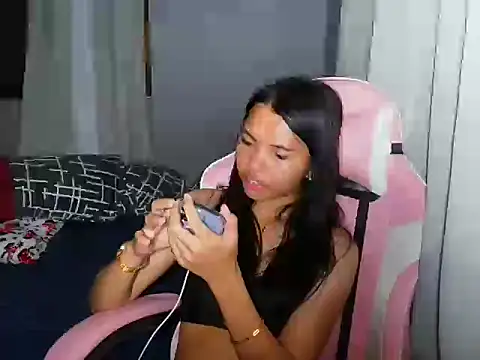 cutie_milker webcam