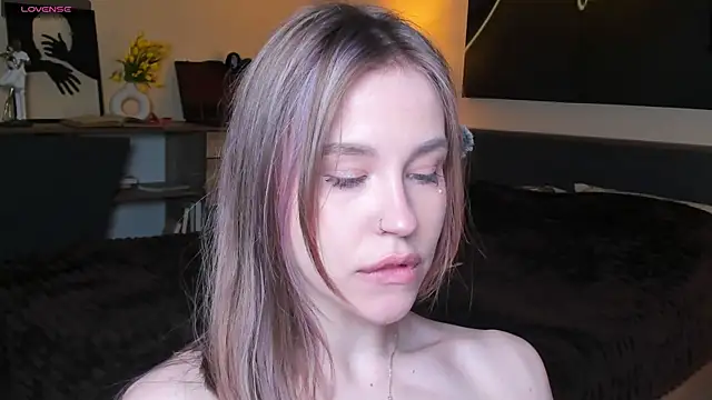MaliaBourraine webcam