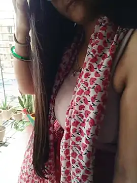 Queenlipx webcam