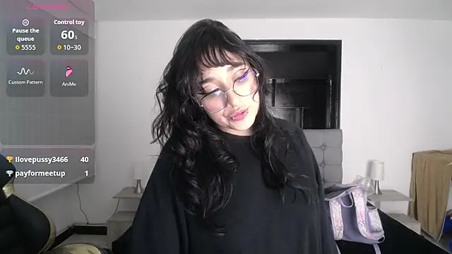 Aura_cute_ webcam