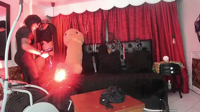 Lilith_madame_satan webcam