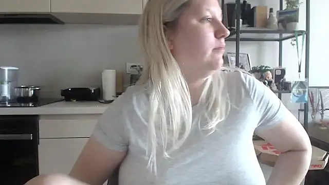 LenaSecret19 webcam