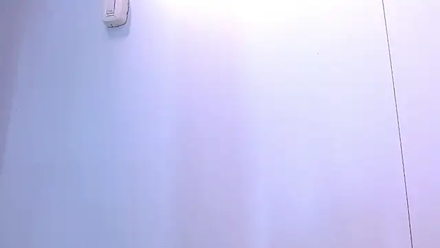 anxiuos_miller webcam