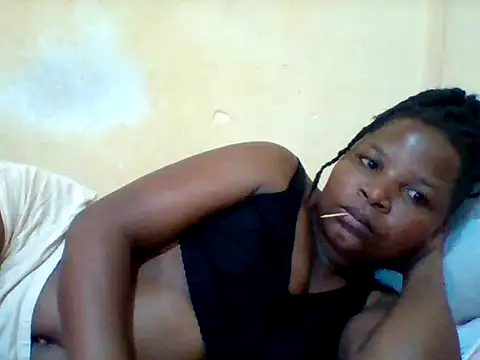 Camilla-Sweets webcam