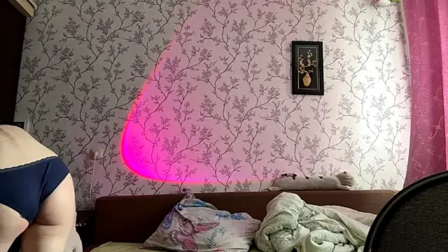 YoshikoMeow webcam