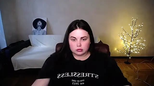 Emily_Mo webcam