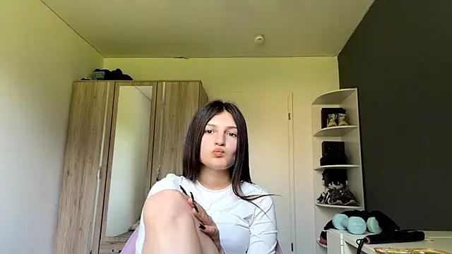 SpanishRooter webcam