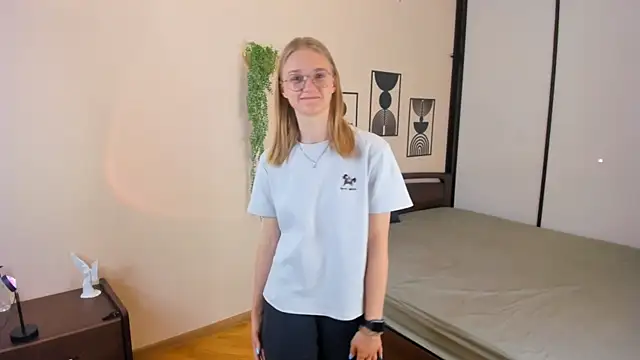 FemMantis webcam