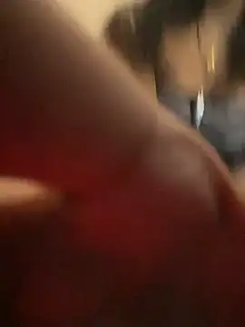 hugecock_tamira Live Webcam on Stripchat