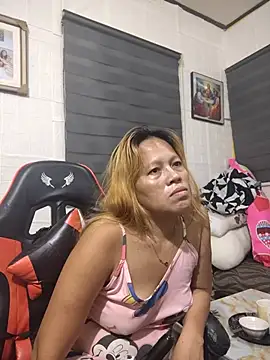 CockBiter83 webcam