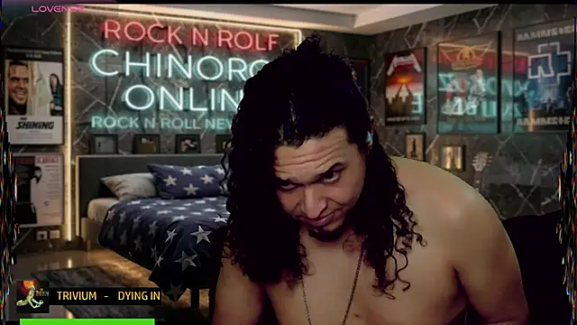 chino_roz webcam