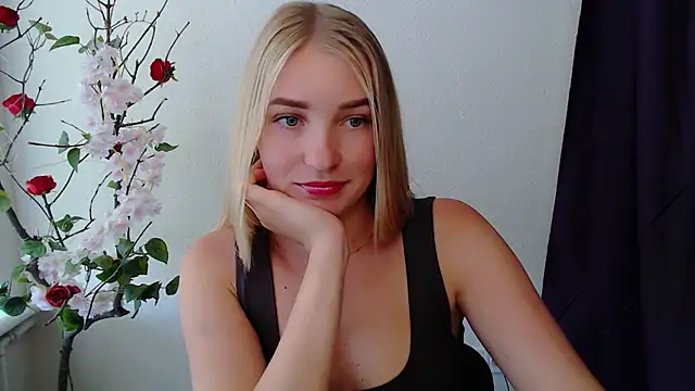 Queen_ofLove webcam