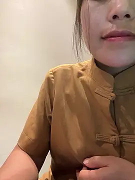 Bella_7777 webcam