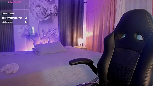 RenataMason webcam