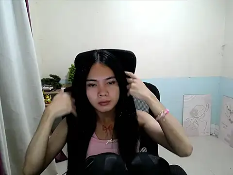 devine_goddess webcam