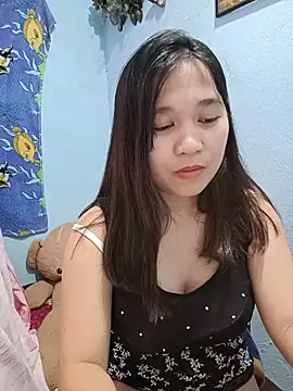 Milkytits4You webcam
