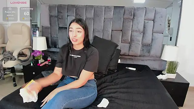 Ashly_bloom_ webcam