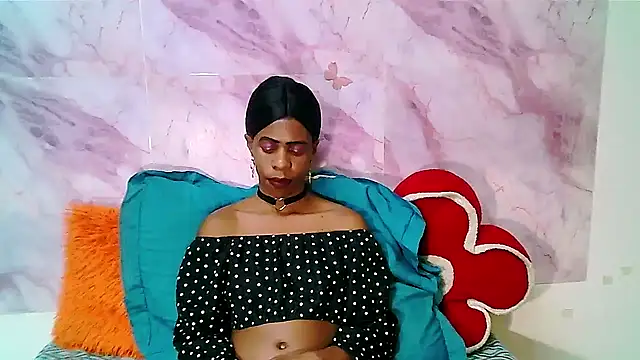 EbonySweetPeach webcam