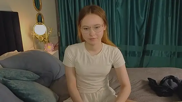 FloraLarsson webcam